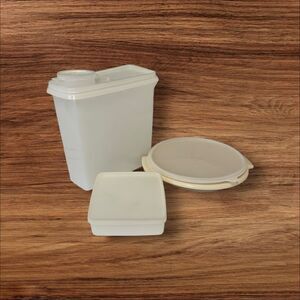 Vintage Tupperware Set of 3, Sandwich Keeper, Cereal Storer and Divided Dish